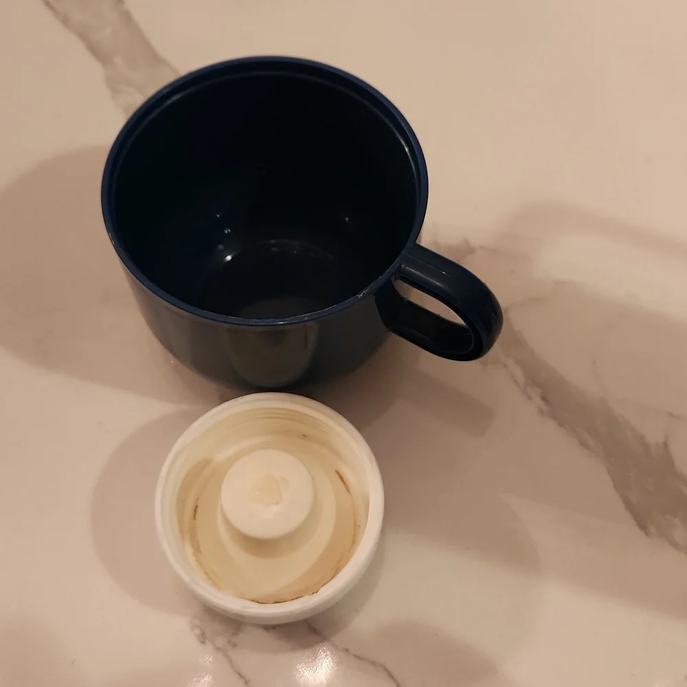 Vtg Blue Plastic 1.0 Liter Hot/Cold Beverage Thermos Limited w/ Handle England - Picture 5 of 5